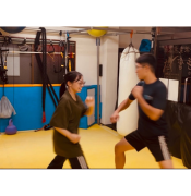 ミット打ちの様子