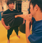 ミット打ちの様子